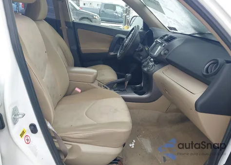 2009 Toyota Rav4 z USA, uszkodzony, nr VIN JTMBF33V49D002453